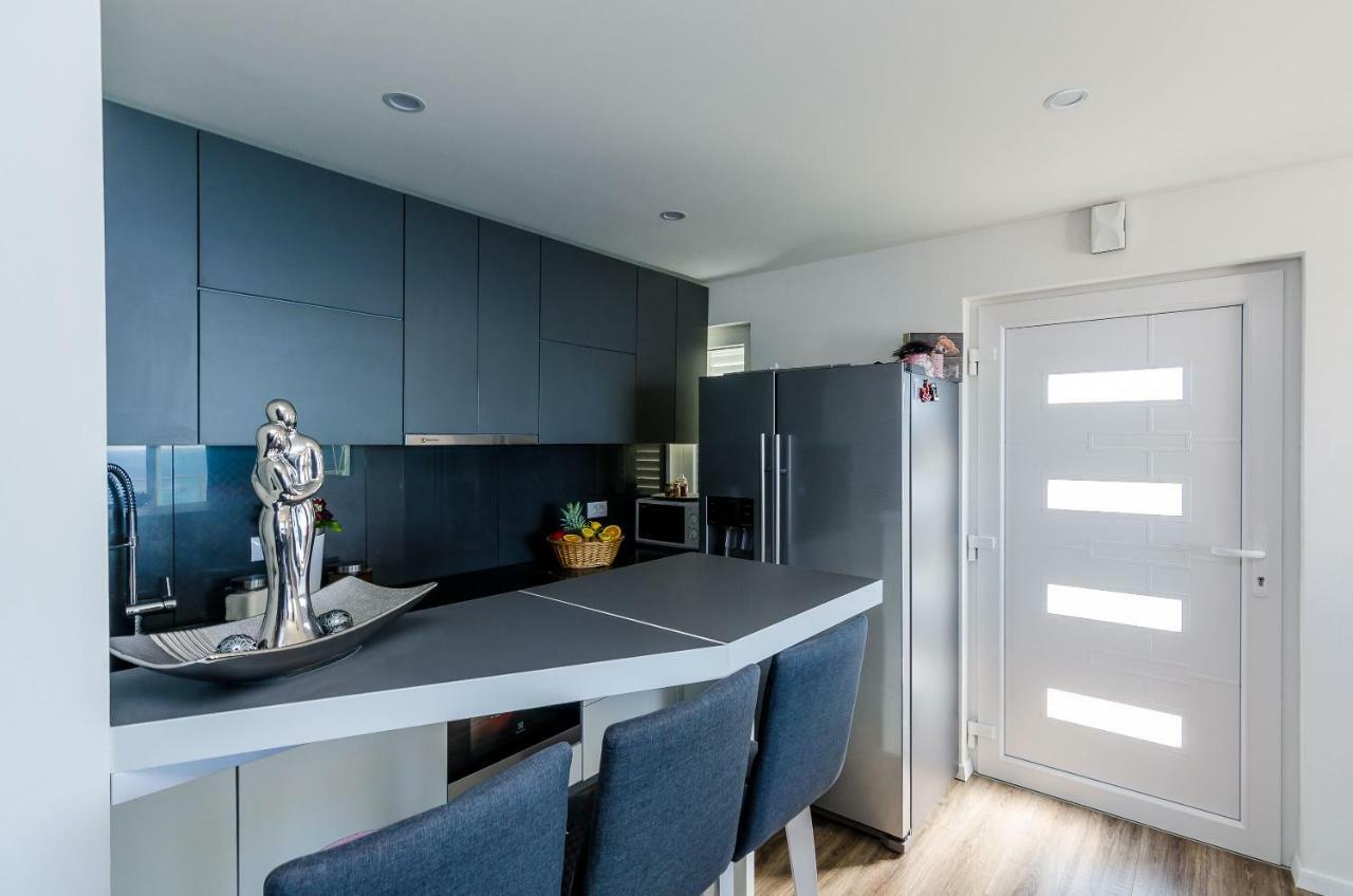 Superior Apartment Nike Mlini Zewnętrze zdjęcie